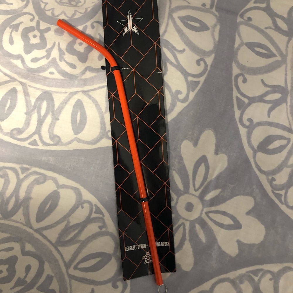 Limited Edition Jeffree Star Halloween Straw